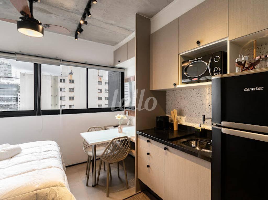 COZINHA de Apartamento para alugar, Studio com 18 m², 1 quarto e em Bela Vista - São Paulo