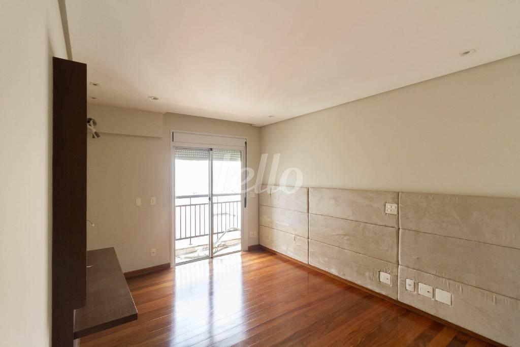 SUITE 2 de Apartamento para alugar, Padrão com 221 m², 3 quartos e 4 vagas em Vila Pompeia - São Paulo