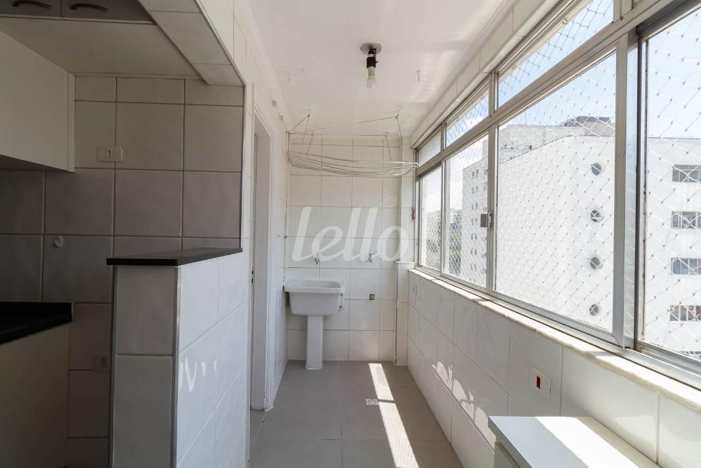 ÁREA DE SERVIÇO de Apartamento para alugar, Padrão com 149 m², 3 quartos e 1 vaga em Cerqueira César - São Paulo