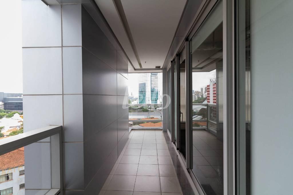 VARANDA de Sala / Conjunto para alugar, Padrão com 495 m², e 11 vagas em Pinheiros - São Paulo