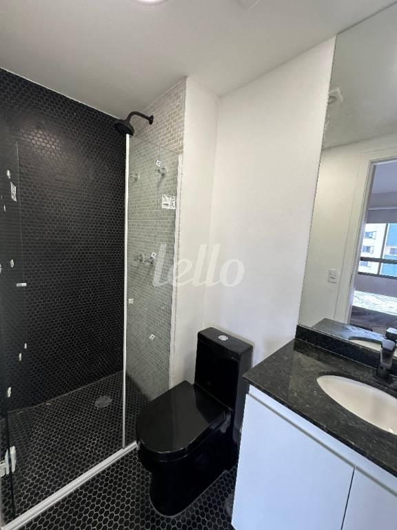 BANHEIRO de Apartamento para alugar, Padrão com 25 m², 1 quarto e em Pinheiros - São Paulo
