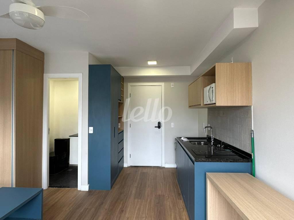 SALA de Apartamento para alugar, Padrão com 25 m², 1 quarto e em Pinheiros - São Paulo