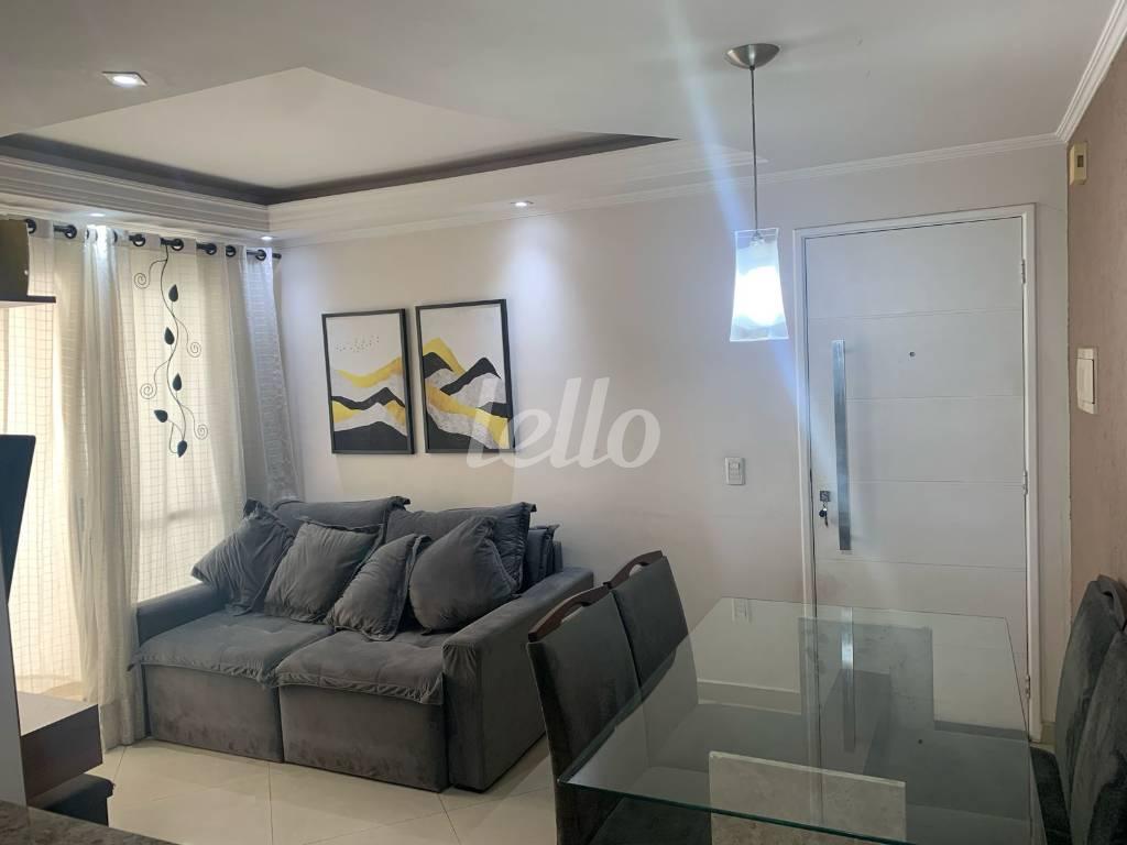 F de Apartamento à venda, Padrão com 50 m², 2 quartos e 1 vaga em Vila Guilherme - São Paulo