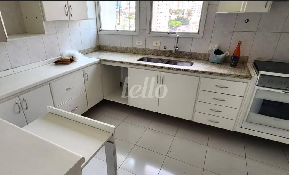 COZINHA de Apartamento à venda, Padrão com 79 m², 2 quartos e 2 vagas em Mirandopolis - São Paulo