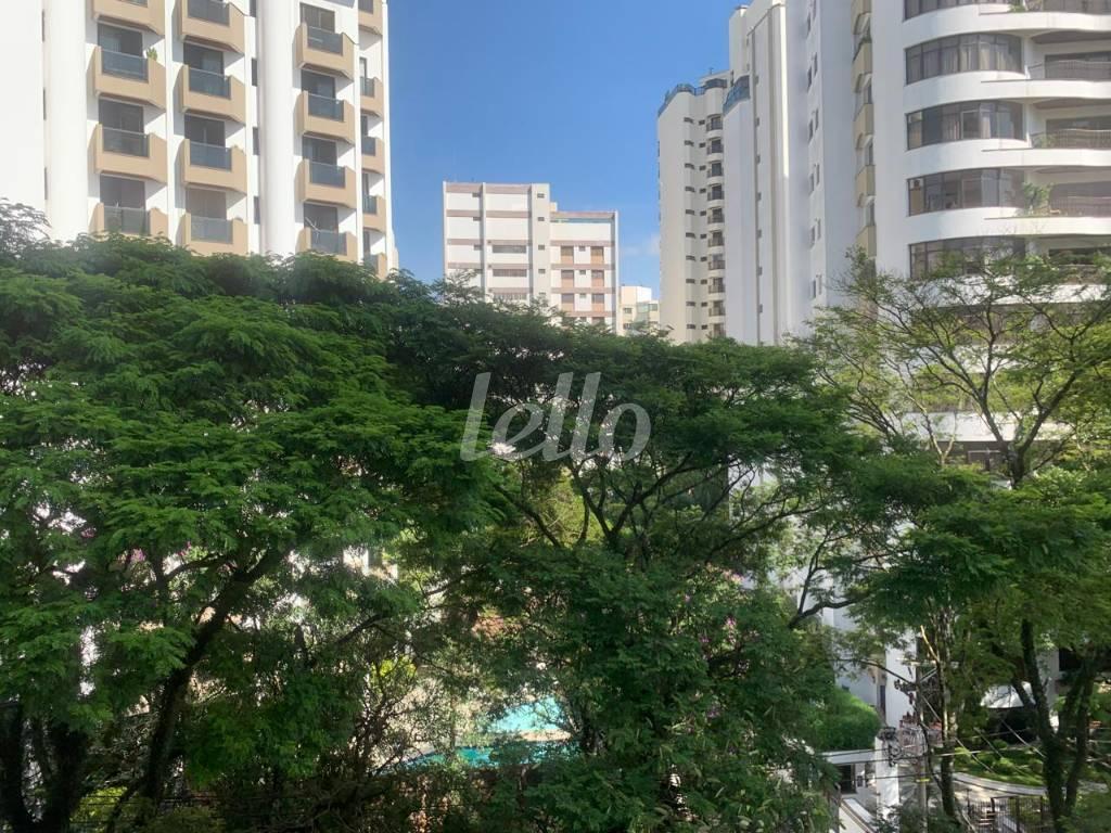 VISTA de Apartamento à venda, Padrão com 317 m², 3 quartos e 4 vagas em Parque Colonial - São Paulo