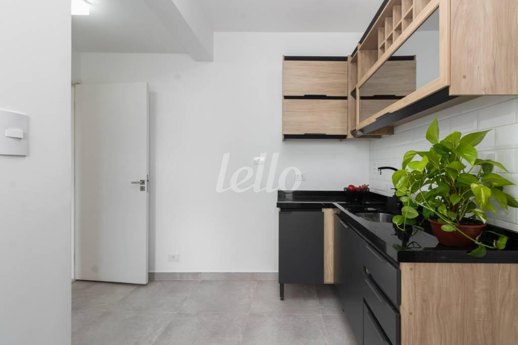 COZINHA de Apartamento para alugar, Padrão com 40 m², 1 quarto e 1 vaga em Aclimação - São Paulo