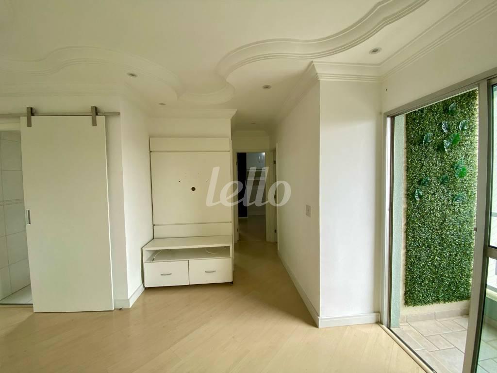 SALA ESTAR de Apartamento à venda, Padrão com 52 m², 2 quartos e 2 vagas em Vila Mazzei - São Paulo
