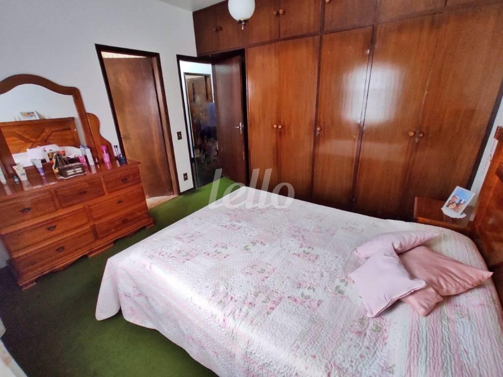 DORMITORIO de Casa à venda, sobrado com 200 m², 2 quartos e 6 vagas em Tremembé - São Paulo