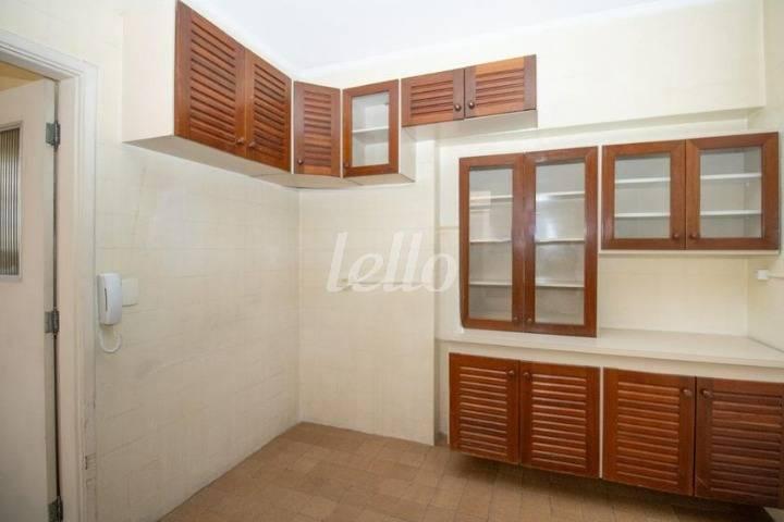 COZINHA de Apartamento à venda, Padrão com 123 m², 3 quartos e 1 vaga em Itaim Bibi - São Paulo