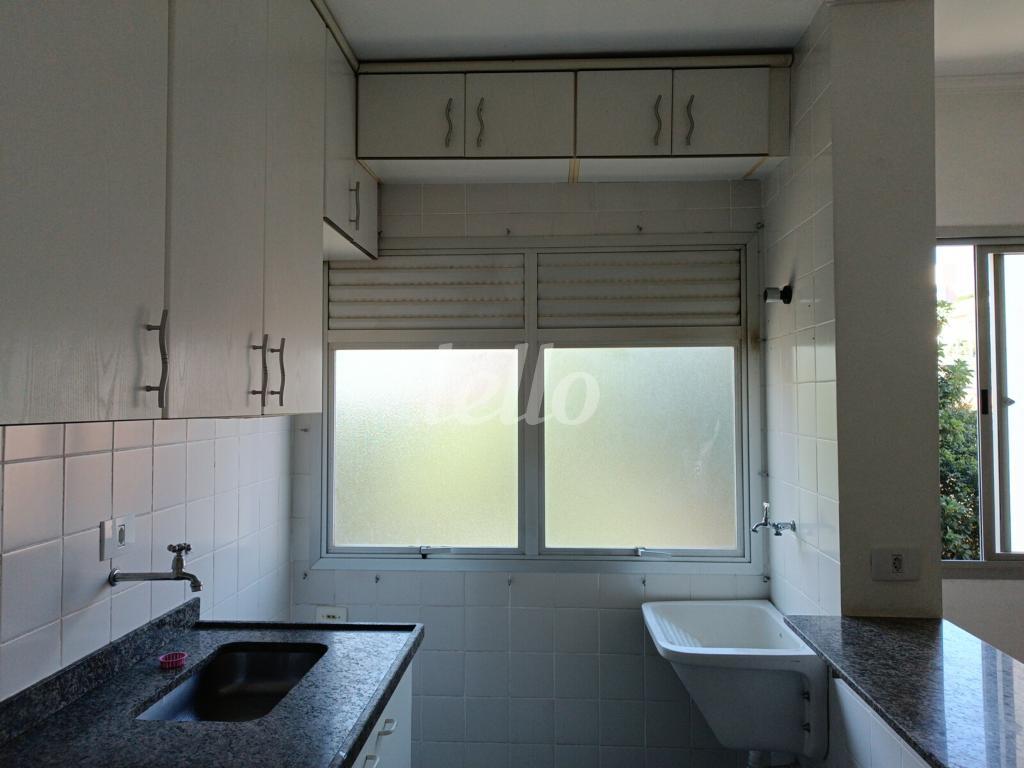 COZINHA / ÁREA DE SERVIÇO de Apartamento à venda, Padrão com 42 m², 2 quartos e 1 vaga em Vila Mazzei - São Paulo