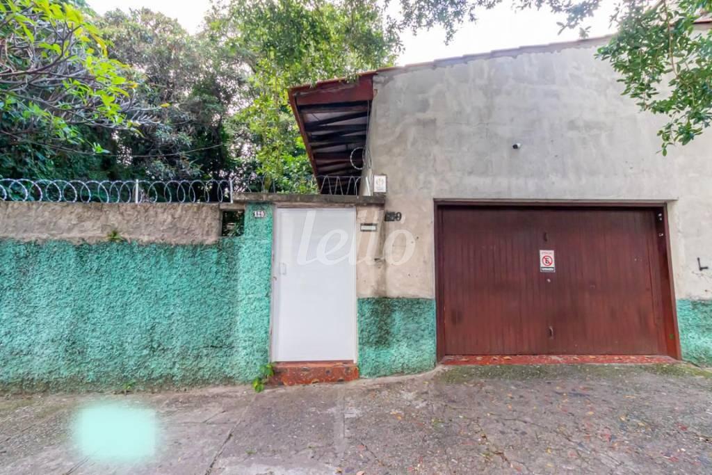 31 de Casa à venda, sobrado com 220 m², 4 quartos e 2 vagas em Cambuci - São Paulo