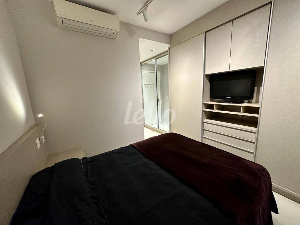DORMITÓRIO de Apartamento à venda, Padrão com 69 m², 2 quartos e 2 vagas em Vila Gertrudes - São Paulo