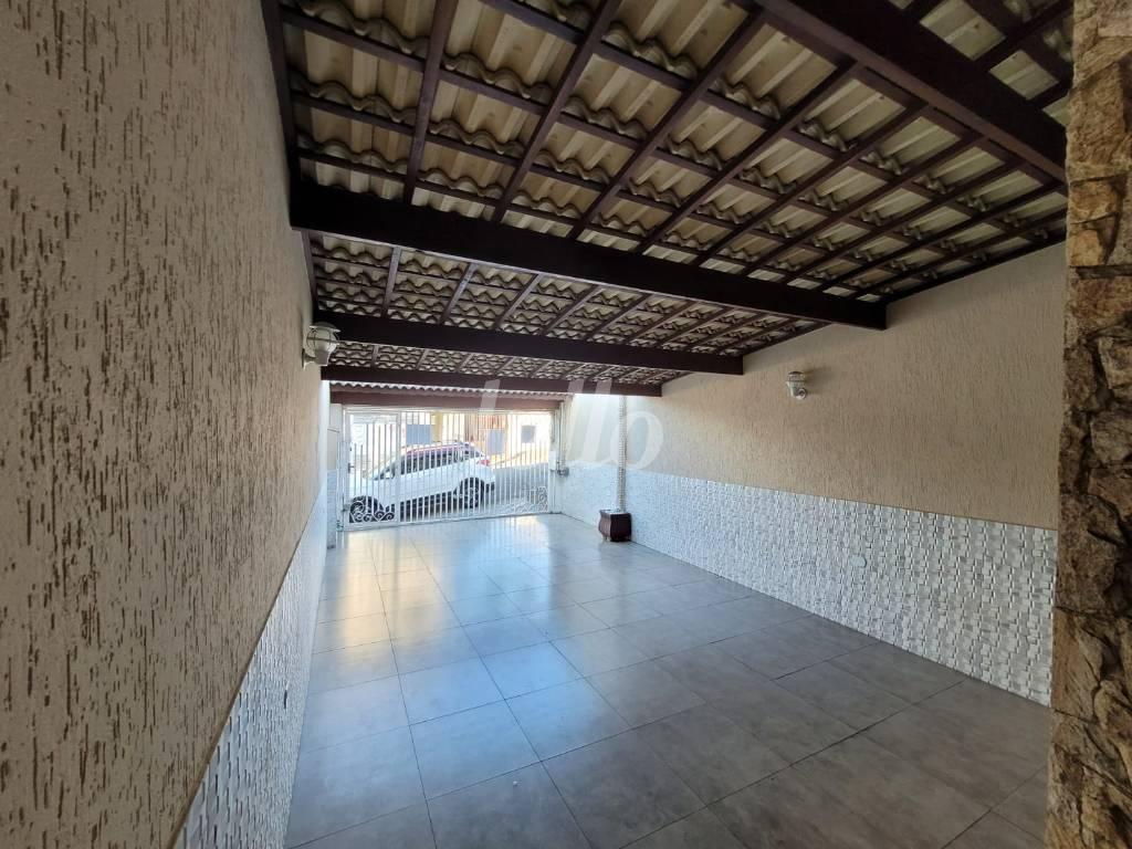 GARAGEM de Casa à venda, sobrado com 170 m², 3 quartos e 4 vagas em Parque Oratório - Santo André