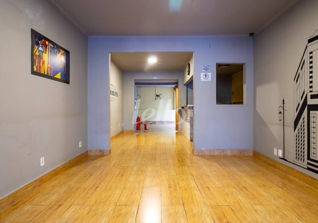 SALA de Casa para alugar, sobrado com 200 m², 4 quartos e em Vila Clementino - São Paulo