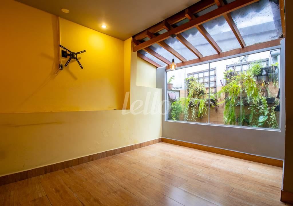 SALA de Casa para alugar, sobrado com 200 m², 4 quartos e em Vila Clementino - São Paulo