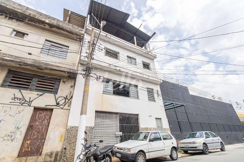 FACHADA de Prédio Comercial à venda, Monousuário com 496 m², e 10 vagas em Vila Prudente - São Paulo