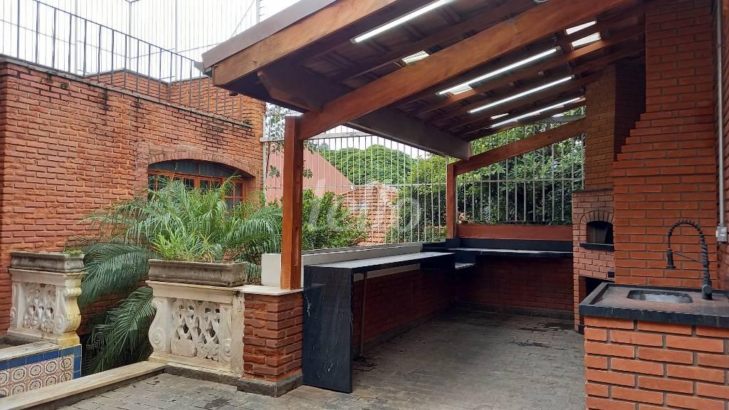 ÁREA GOURMET de Casa à venda, sobrado com 201 m², 3 quartos e 4 vagas em Mooca - São Paulo