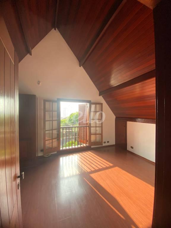 SUÍTE de Casa à venda, sobrado com 201 m², 3 quartos e 4 vagas em Mooca - São Paulo