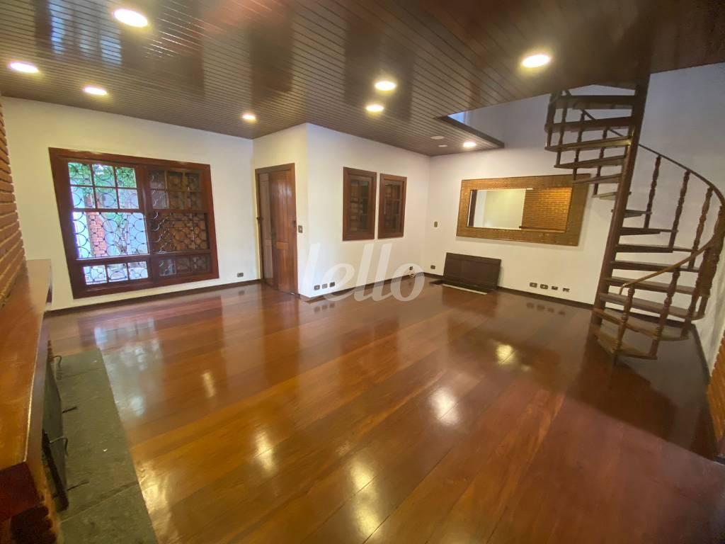 SALA de Casa à venda, sobrado com 201 m², 3 quartos e 4 vagas em Mooca - São Paulo