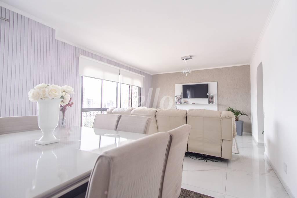 SALA de Apartamento para alugar, Padrão com 149 m², 4 quartos e 3 vagas em Vila Gomes Cardim - São Paulo