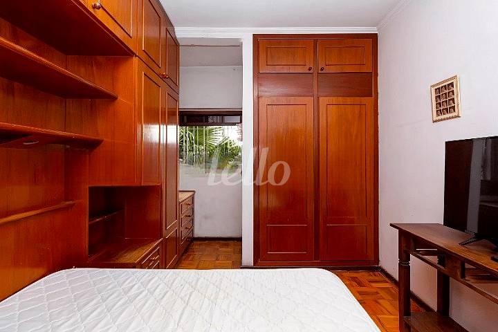 DORMITORIO de Casa à venda, sobrado com 262 m², 5 quartos e 6 vagas em Caxingui - São Paulo