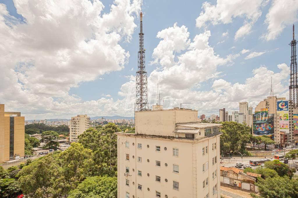 SUITE de Apartamento para alugar, Padrão com 130 m², 3 quartos e 1 vaga em Cerqueira César - São Paulo