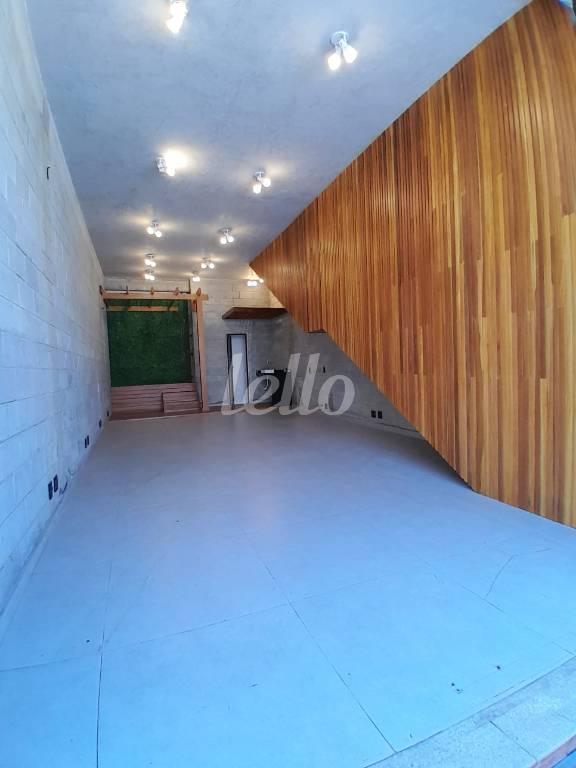 SALÃO de Salão para alugar, Padrão com 58 m², e em Tatuapé - São Paulo