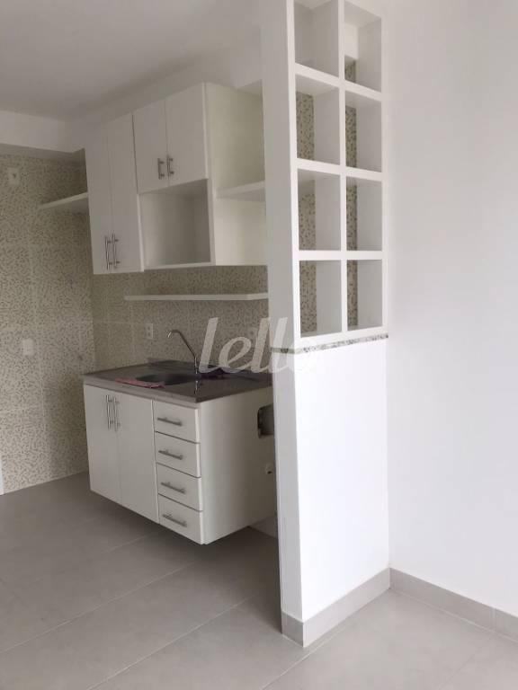 COZINHA de Apartamento para alugar, Padrão com 36 m², 2 quartos e em Barra Funda - São Paulo