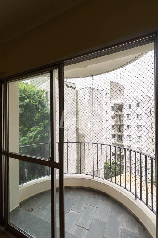 SACADA de Apartamento para alugar, Padrão com 95 m², 3 quartos e 2 vagas em Alto de Pinheiros - São Paulo