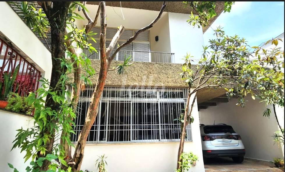 FACHADA de Casa à venda, sobrado com 280 m², 4 quartos e 4 vagas em Mirandopolis - São Paulo