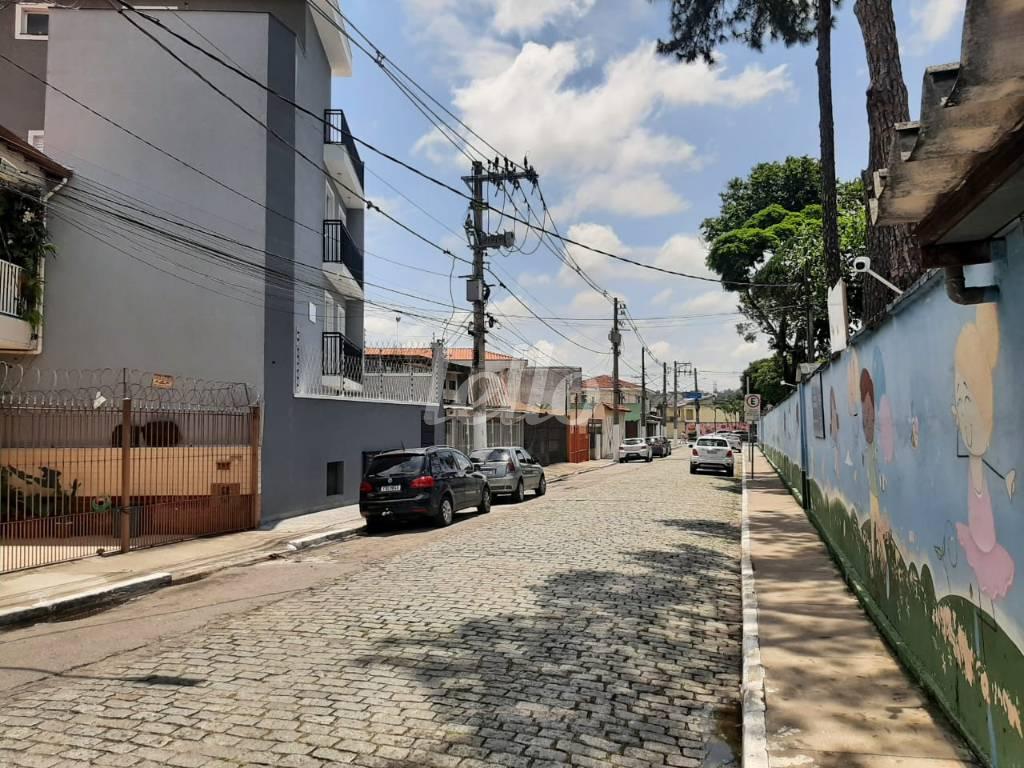 VISTA RUA de Apartamento à venda, Padrão com 37 m², 2 quartos e em Guapira - São Paulo
