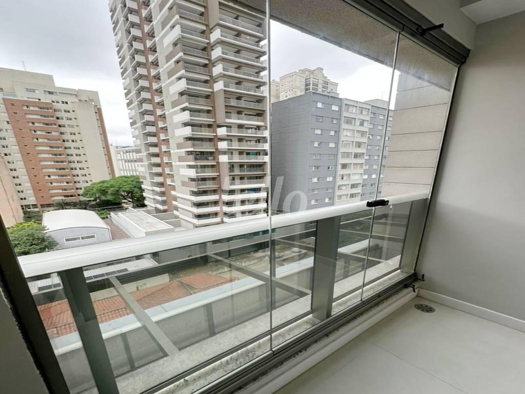 VARANDA de Apartamento à venda, Padrão com 38 m², 2 quartos e em Vila Mariana - São Paulo