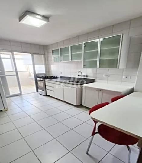COZINHA de Apartamento à venda, Padrão com 69 m², 2 quartos e 1 vaga em Vila Santo Estéfano - São Paulo