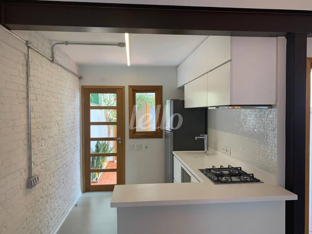 COZINHA de Casa para alugar, de vila - sobrado com 110 m², 2 quartos e 1 vaga em Paraíso - São Paulo