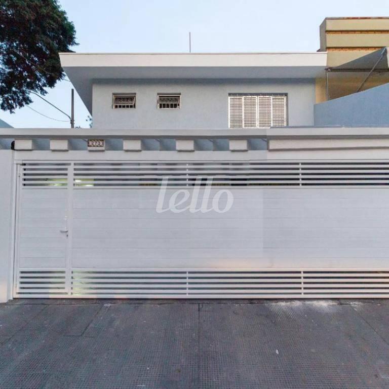 FACHADA de Casa à venda, assobradada com 153 m², 4 quartos e 3 vagas em Vila Formosa - São Paulo