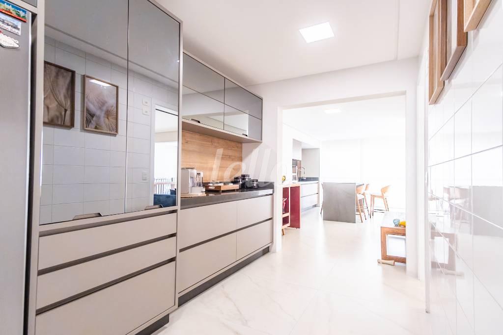 COZINHA de Apartamento à venda, Padrão com 176 m², 4 quartos e 3 vagas em Chácara Califórnia - São Paulo