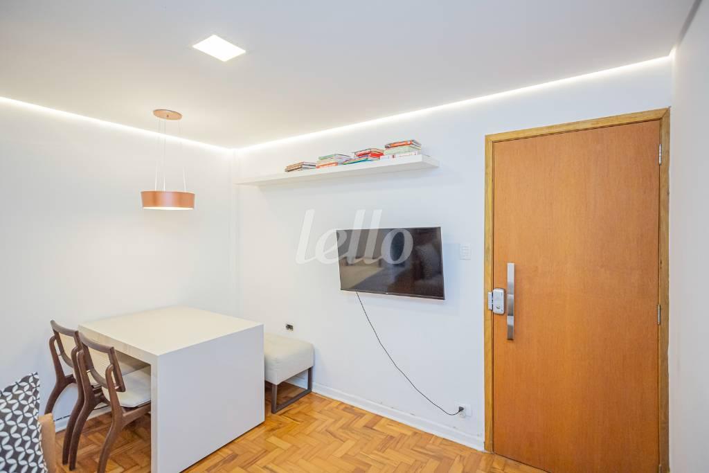 SALA de Apartamento à venda, Padrão com 40 m², 1 quarto e em Pinheiros - São Paulo