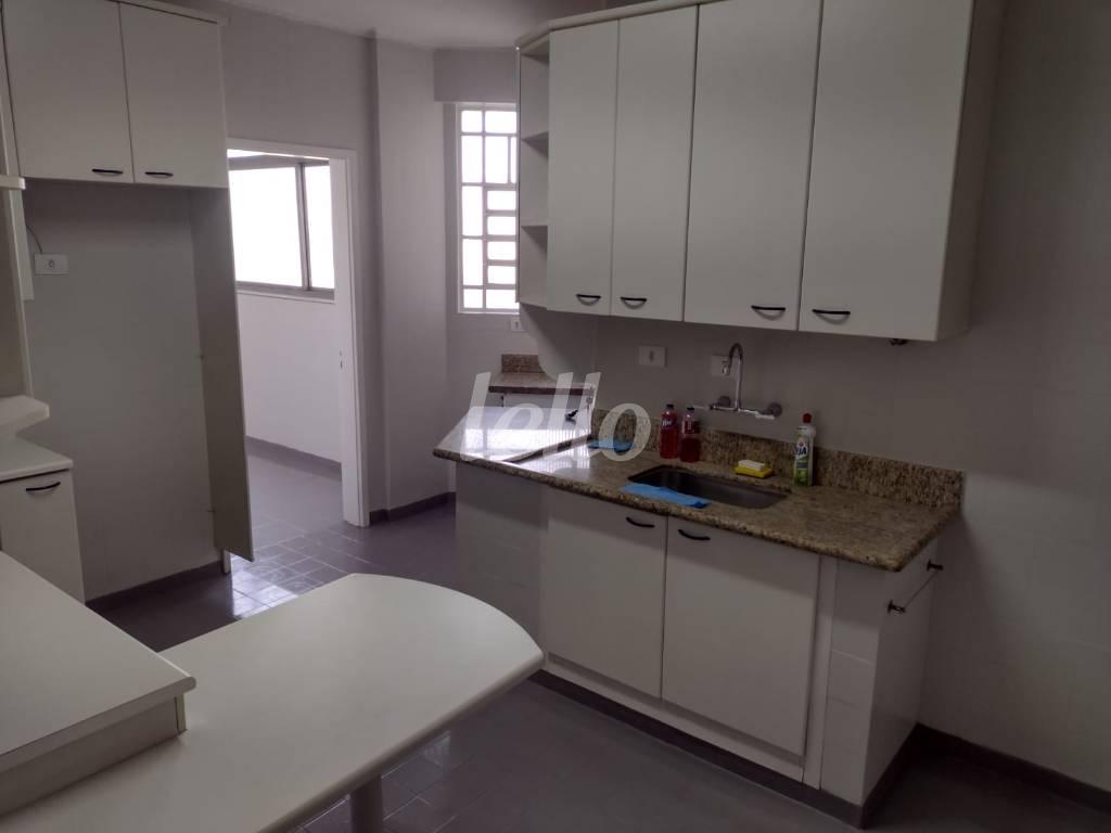 COZINHA de Apartamento para alugar, Padrão com 165 m², 3 quartos e 1 vaga em Mooca - São Paulo