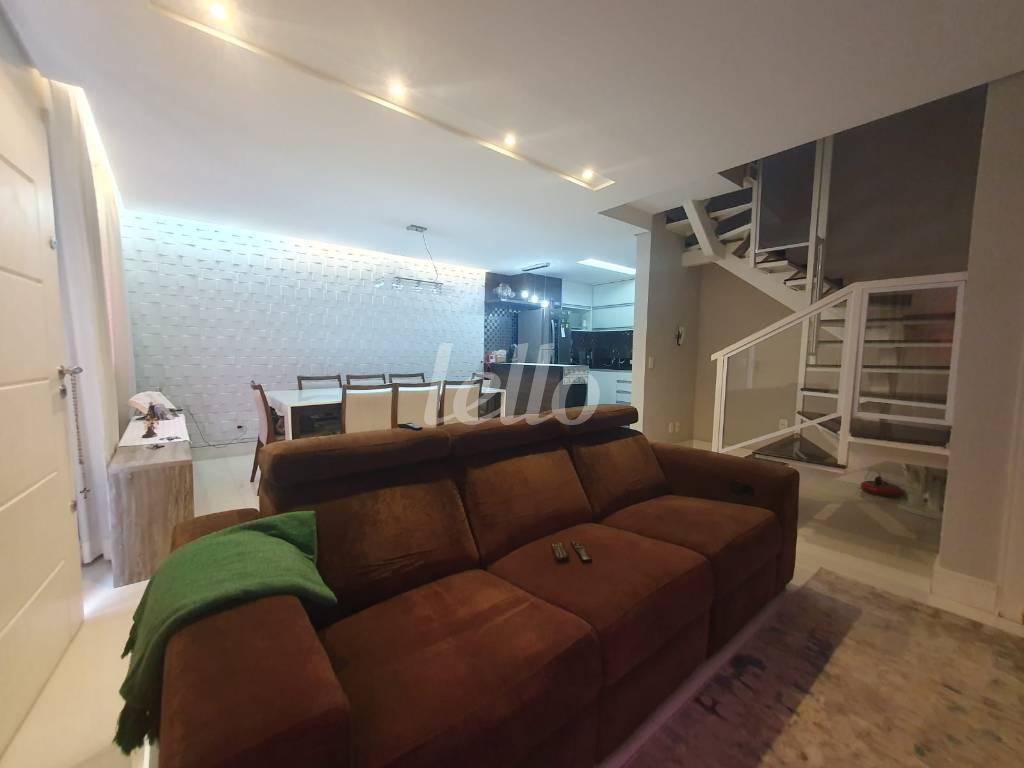 SALA 2 de Casa à venda, sobrado com 145 m², 1 quarto e 3 vagas em Vila Paiva - São Paulo