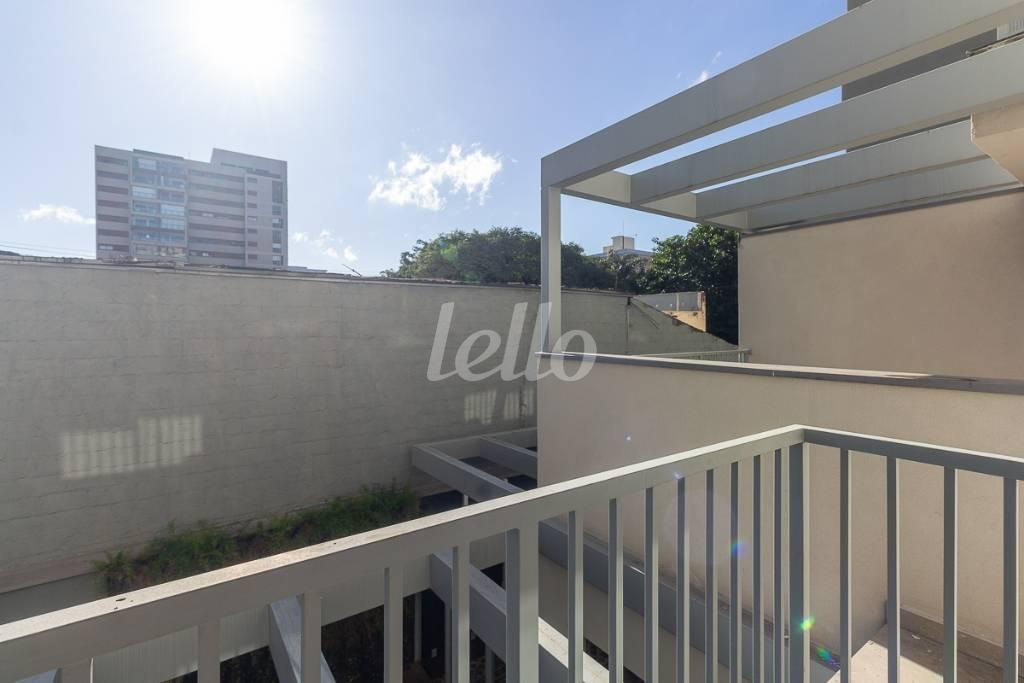 VARANDA de Apartamento para alugar, Studio com 22 m², 1 quarto e em Indianópolis - São Paulo