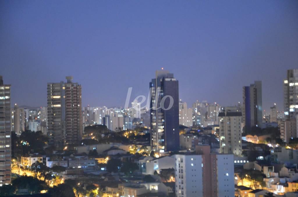 VISTA de Apartamento à venda, Padrão com 100 m², 2 quartos e 2 vagas em Campestre - Santo André