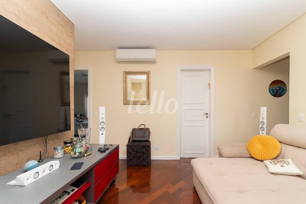 32 - SALA 2 de Apartamento à venda, Duplex com 443 m², 4 quartos e 5 vagas em Tatuapé - São Paulo