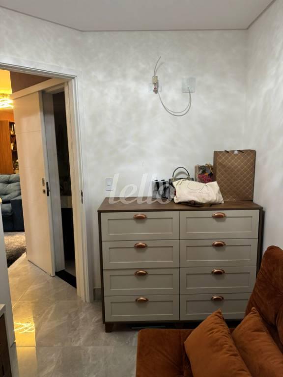 DORMITÓRIO de Apartamento à venda, Padrão com 53 m², 2 quartos e 1 vaga em Campestre - Santo André