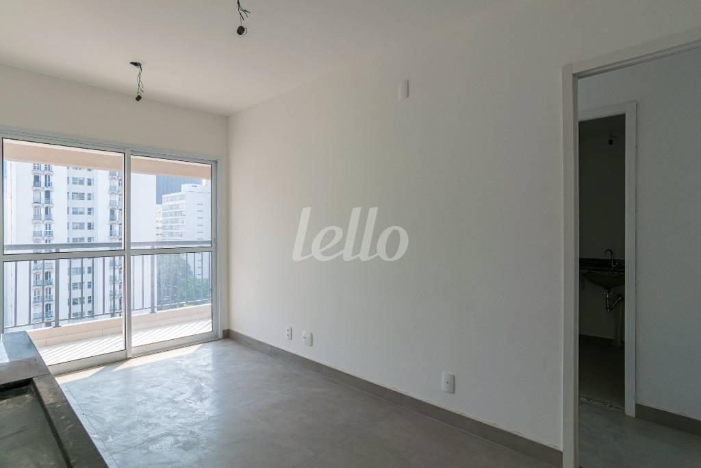 SALA de Apartamento para alugar, Padrão com 50 m², 1 quarto e 1 vaga em Bela Vista - São Paulo