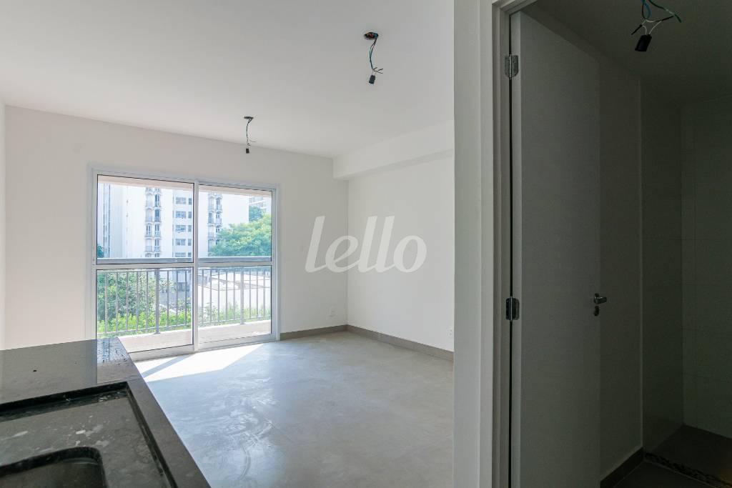 SALA de Apartamento para alugar, Padrão com 30 m², 1 quarto e 1 vaga em Bela Vista - São Paulo