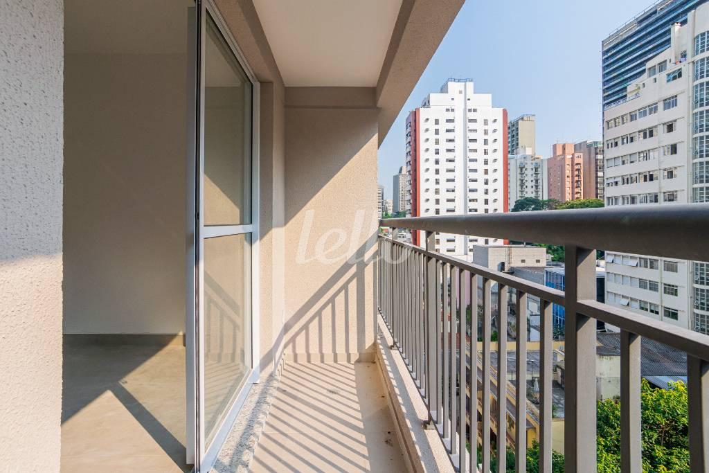 SACADA de Apartamento para alugar, Padrão com 30 m², 1 quarto e 1 vaga em Bela Vista - São Paulo