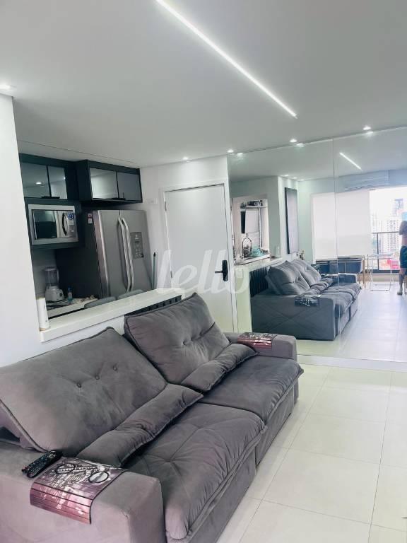 SALA de Apartamento à venda, Padrão com 70 m², 3 quartos e 1 vaga em Vila Gomes Cardim - São Paulo