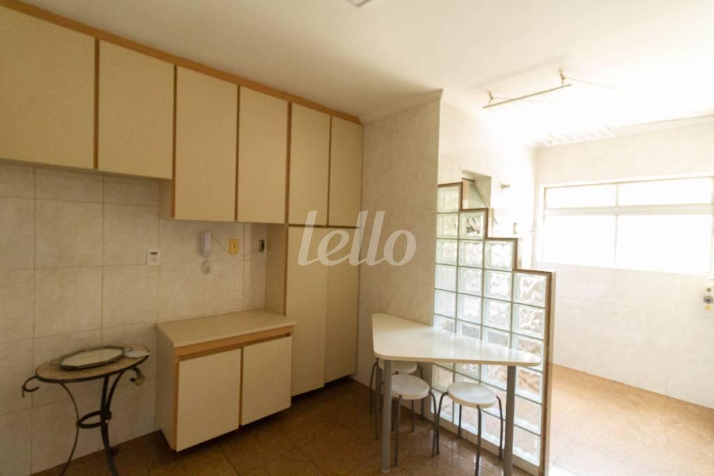 COZINHA de Apartamento para alugar, Padrão com 80 m², 3 quartos e 1 vaga em Vila Formosa - São Paulo