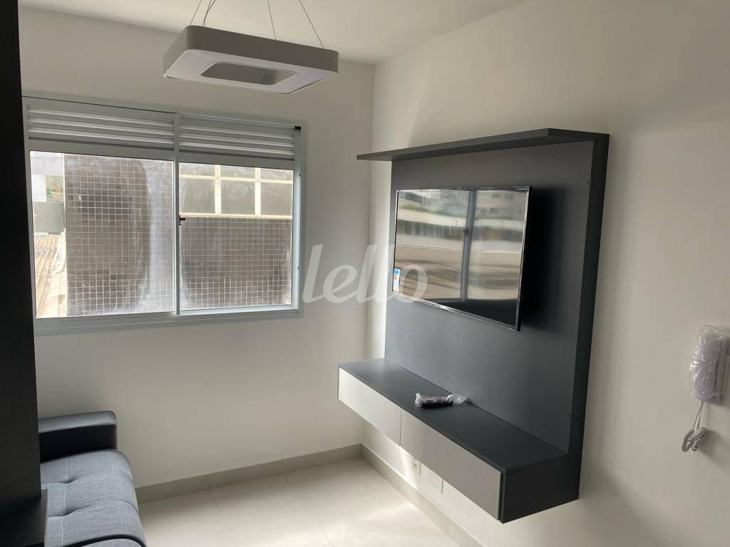 SALA de Apartamento para alugar, Padrão com 28 m², 1 quarto e em Barra Funda - São Paulo