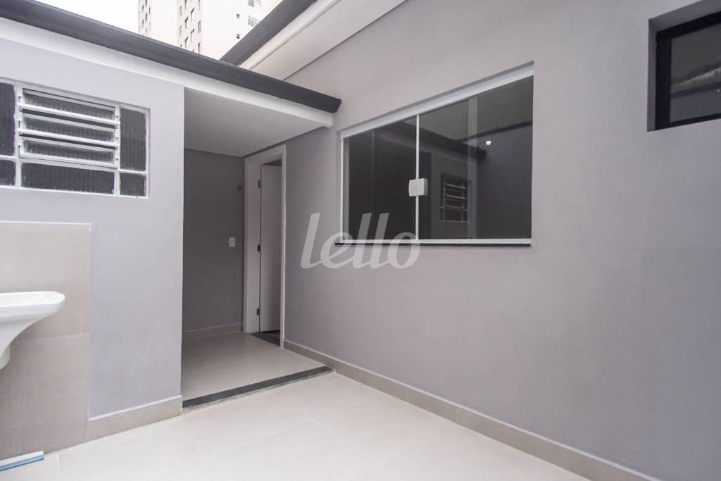 07AREA-DE-SERVICO_005 de Sobreloja para alugar, Padrão com 120 m², e em Vila Gomes Cardim - São Paulo